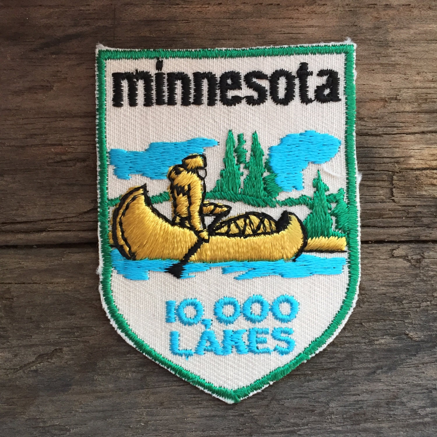 Free Shipping! Brand New Minnesota 10,000 Lakes Travel Souvenir Patch 