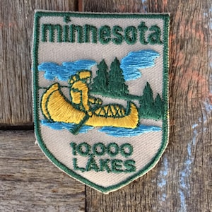 Minnesota Vintage Souvenir Travel Patch by Voyager