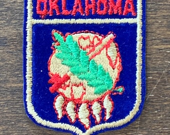 Pamiątkowa naszywka podróżna Oklahoma Vintage Souvenir od North Coast Emblems