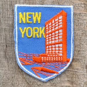 New York City, United National Headquarters, Vintage Souvenir Travel Patch from Voyager