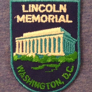 Lincoln Memorial Washington DC Vintage Souvenir Travel Patch from Voyager