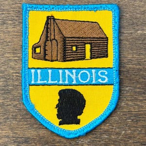 Illinois Vintage Souvenir Travel Patch from Embroidered Emblems