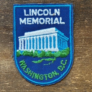 Lincoln Memorial Washington DC Vintage Souvenir Travel Patch from Voyager