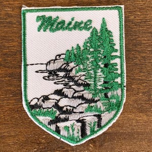 Maine Vintage Souvenir Travel Patch from Voyager