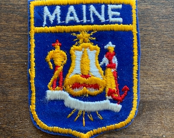 Maine Flag Small Felt Flag Vintage Souvenir Patch