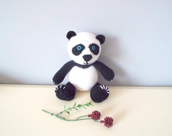 Crochet fait main Panda poupée ours Enfants Amigurumi Poupée faite main Crochet animaux Faits à la main cadeaux Crochet jouets Garçons Filles Décor Panda ours en peluche