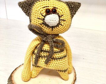 Crochet amigurumi jaune chaton bébé douche cadeau idées enfants décoration tricotée poupée nursery décor chat jaune fille garçons