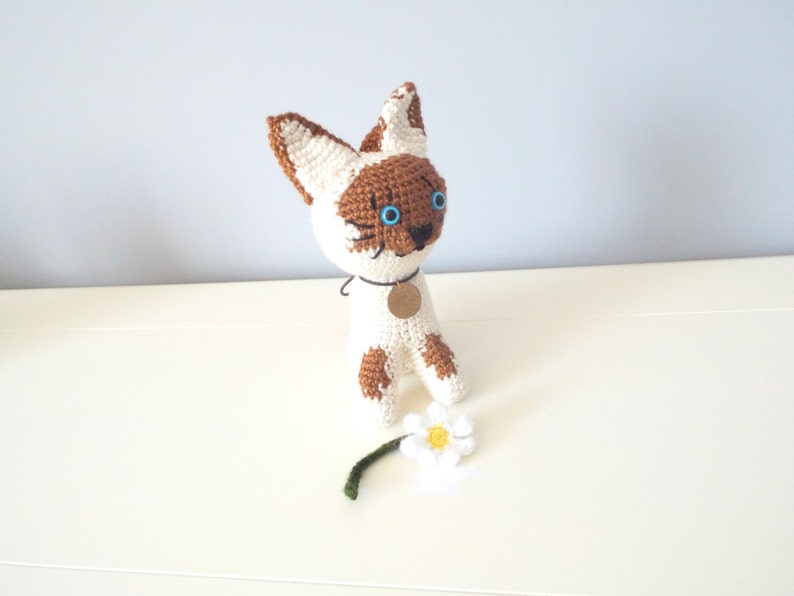 Crochet kitten toy doll Cat puppy Stuffed animals Amigurumi puppy cat Kids toys Baby toys Gift ideas Home decor Crochet dolls White kitten image 3