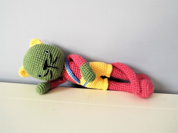 Crochet cat amigurumi kids boys girls home decor baby shower colorful cat handmade toys cat doll gift ideas green cat baby toys colorful