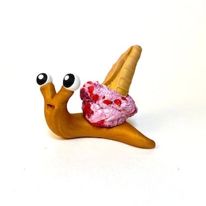 Cherry Swirl Ice Cream Snail Escargot dargile polymère Figurine descargot Sculpture descargot image 1