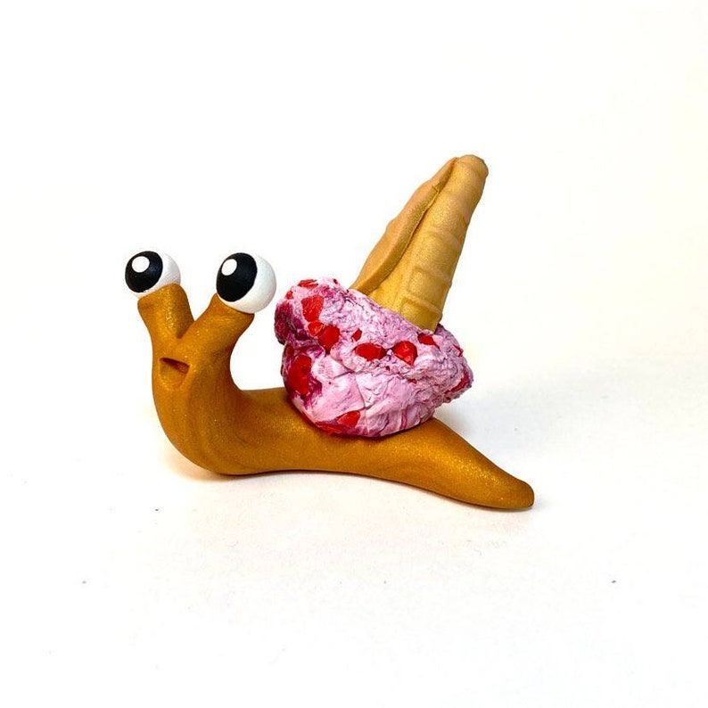 Cherry Swirl Ice Cream Snail Escargot dargile polymère Figurine descargot Sculpture descargot image 1