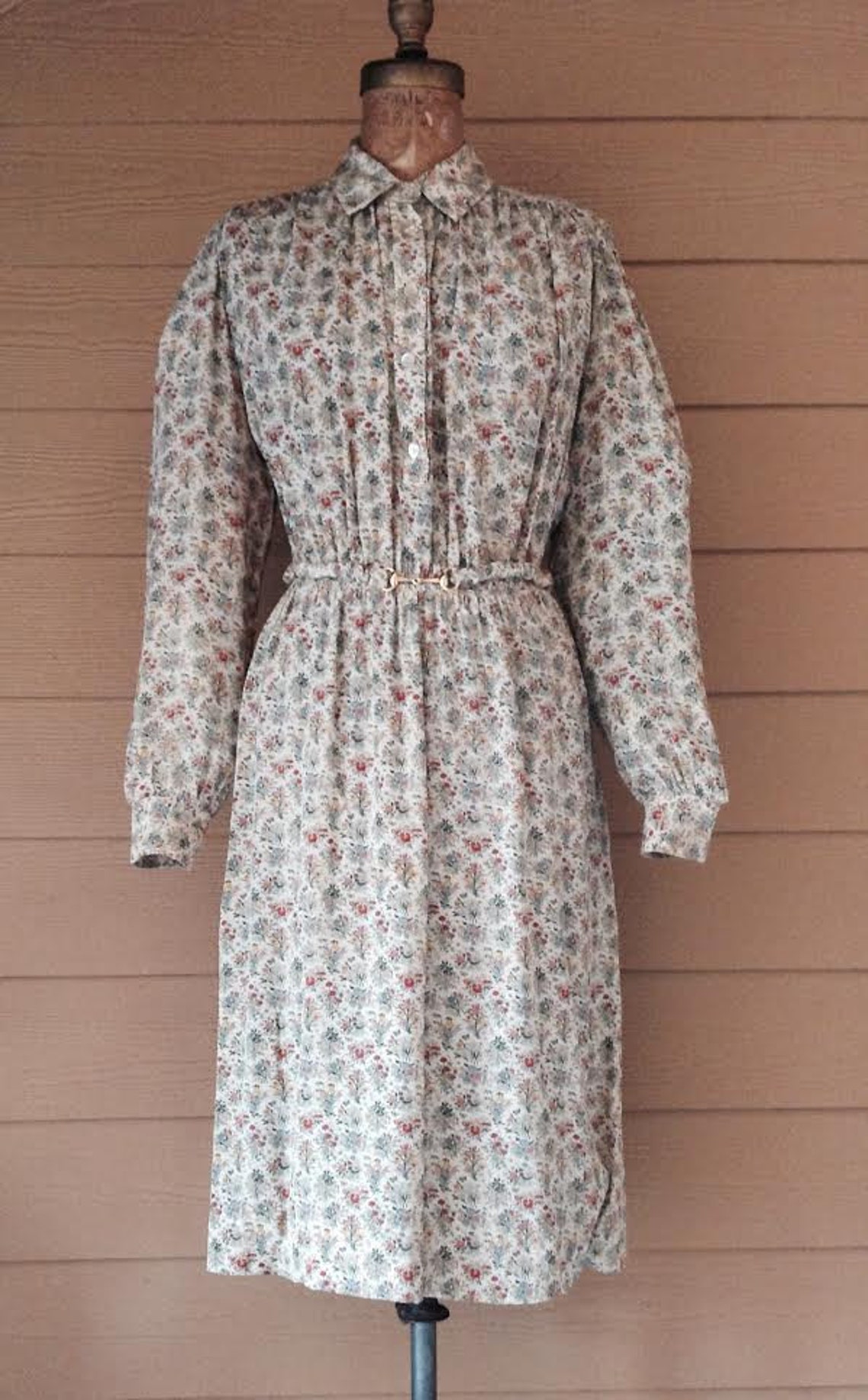 Gucci 1970's Floral Silk Button up Shirtdress Called - Etsy
