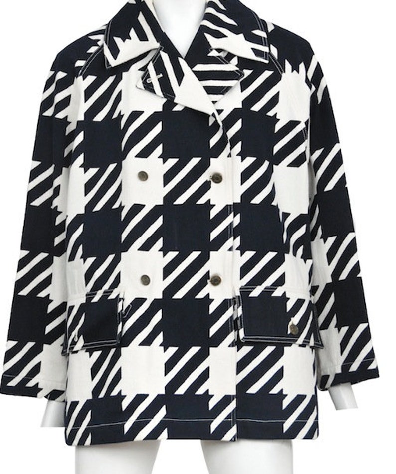 Azzedine ALAIA 1980 TATI houndstooth nautical style double breast car coat cotton jacket Made In France on exhibition in PARIS image 2