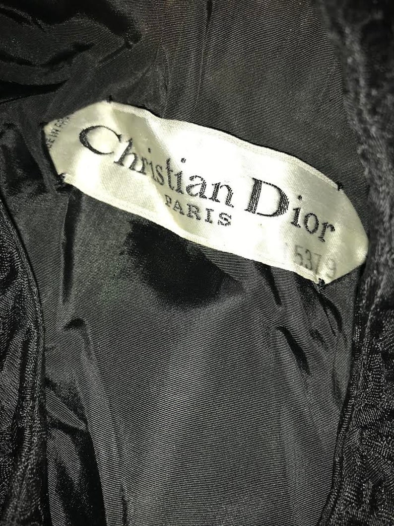 CHRISTIAN DIOR 1940's Silk Chinoiserie textile duster coat 3/4 belle sleeves haute couture numbered Made in France museum lovely details image 8