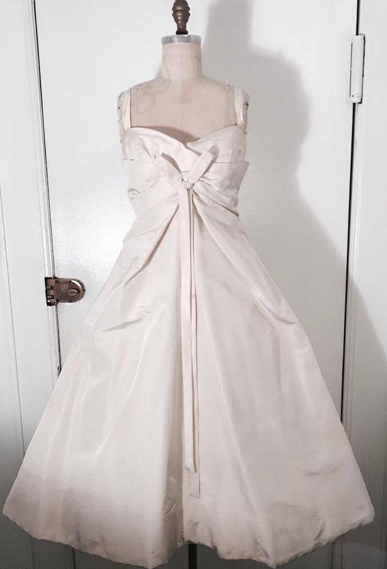CHRISTIAN DIOR S/S 1956 haute couture numbered off white champagne silk Femme Fleur look ball gown Museum Made in France perfect for wedding image 1
