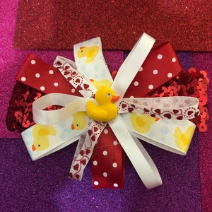 Elastic headband red and white with bow with duck.