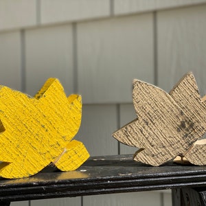 Wood Leaves - Shelf Sitters