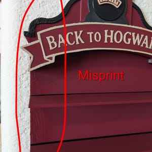 Hogwarts display shelf for Harry Potter miniverse Back to Hogwarts image 8