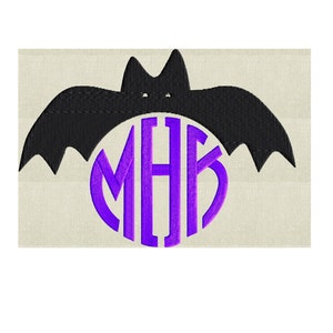 Bat Font Frame Monogram Embroidery Design - Font not included - Instant download in 2 sizes - Hus Dst Exp Vp3 Jef Pes