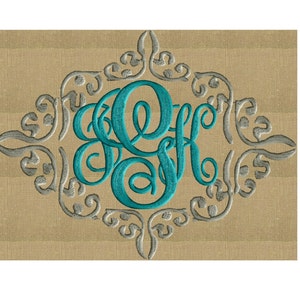 Könnte beinhalten: Ein türkisfarbenes Monogramm mit den Buchstaben "JAF" in einer dekorativen Schreibschrift, umgeben von einem silbernen verzierten Rahmen.