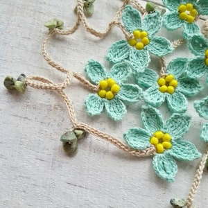 Flower beaded turquoise necklace lariat garland scarf crochet flower natural stone necklace Women fashion neck accessories Christmas gift