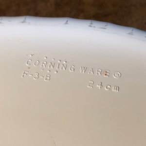 Corning Ware French White 10 Quiche F-3-B OR G-3-B image 5