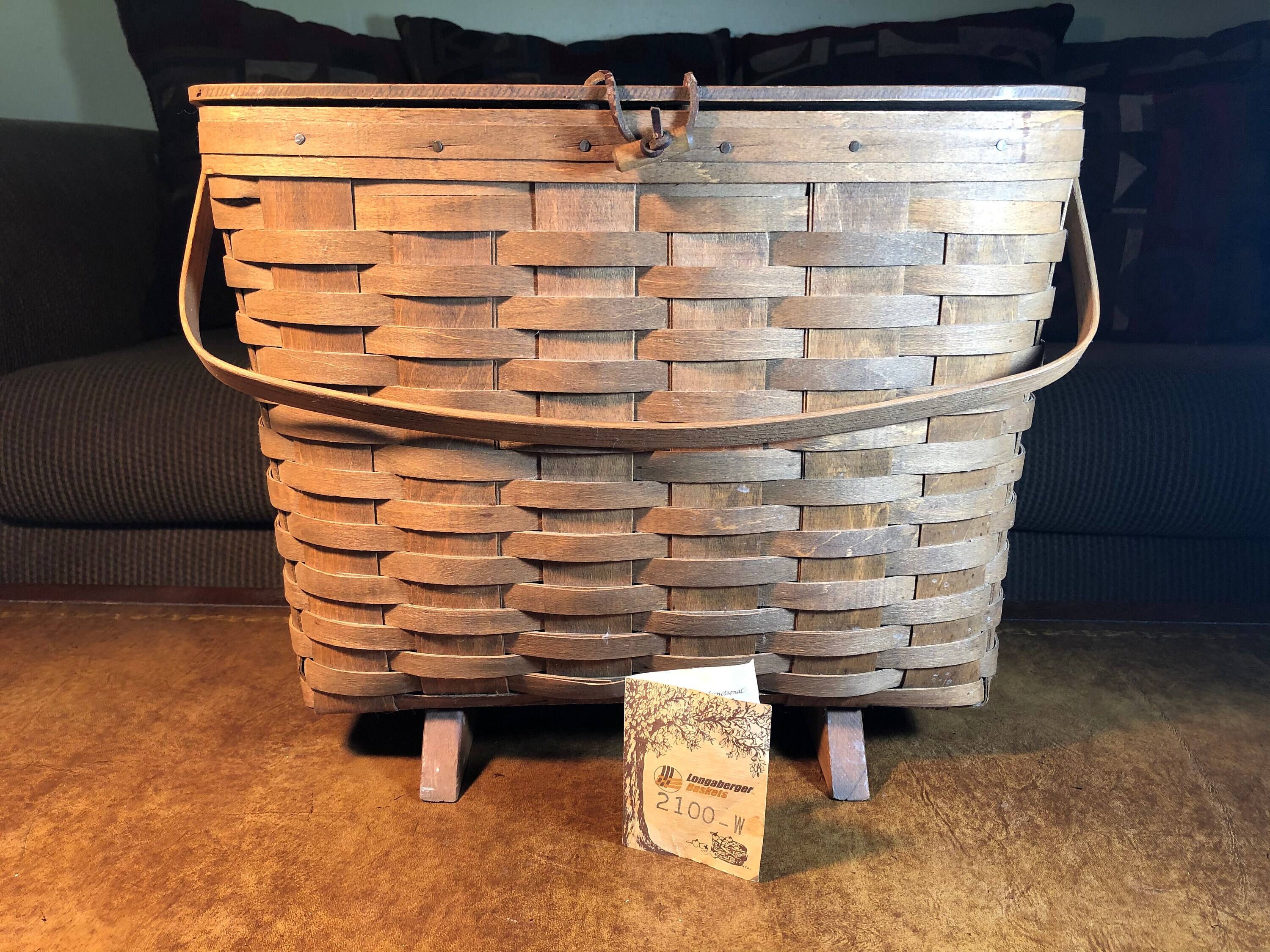 Longaberger Wicker Picnic Basket Storage Basket With Feet Etsy