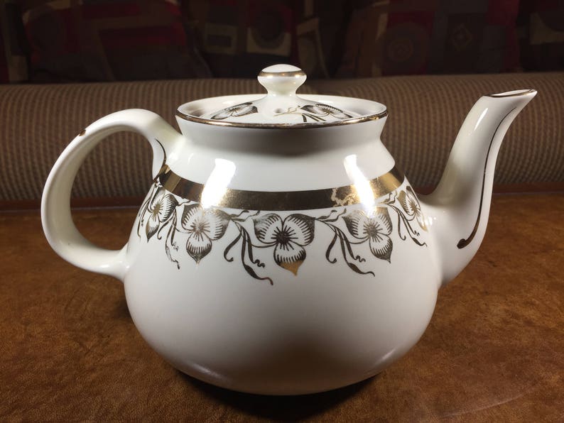 Hall Teapot Gold Flowers Gold Trim on Creamy White Decorative 6 Cup