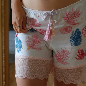 JUNGLE / Organic cotton hand printed shorts with tropical print, lace and tassels / hand painted / Made to order image 5