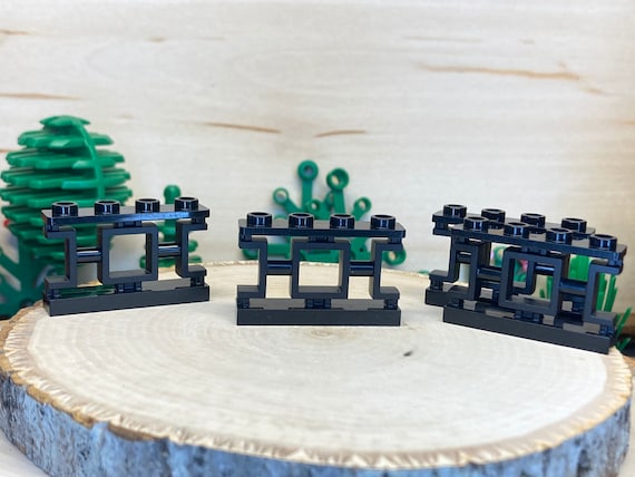 Fence 1 X 4 X 2 Ornamental Asian Lattice With 4 Studs, Pack of 4