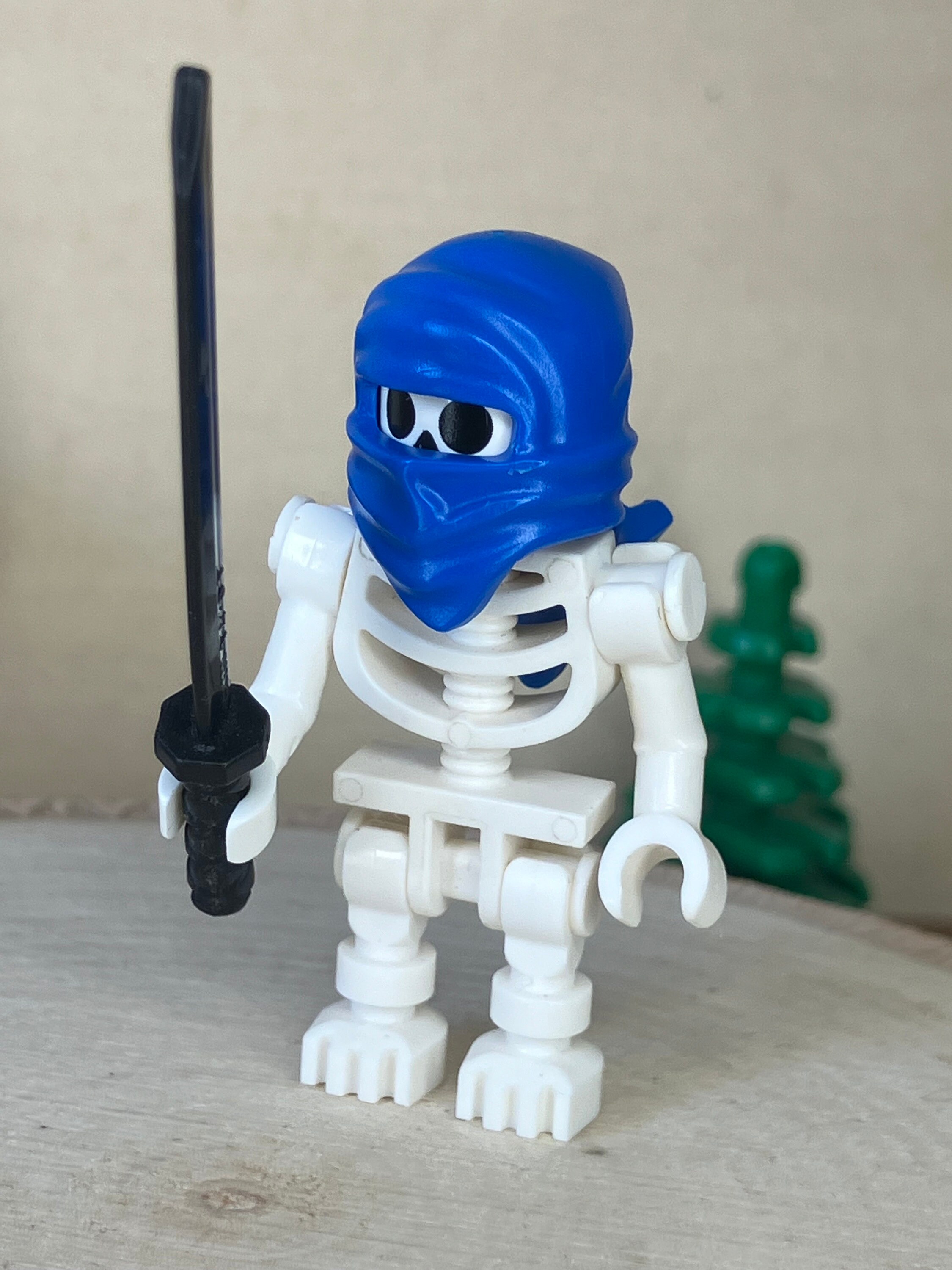 Skeleton Ninja With Katana Sword in Blue Ninja Wrap - Genuine LEGO