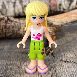 Stephanie wearing Lime Cropped Trousers and a White Top - Friends Genuine LEGO® Minifigure