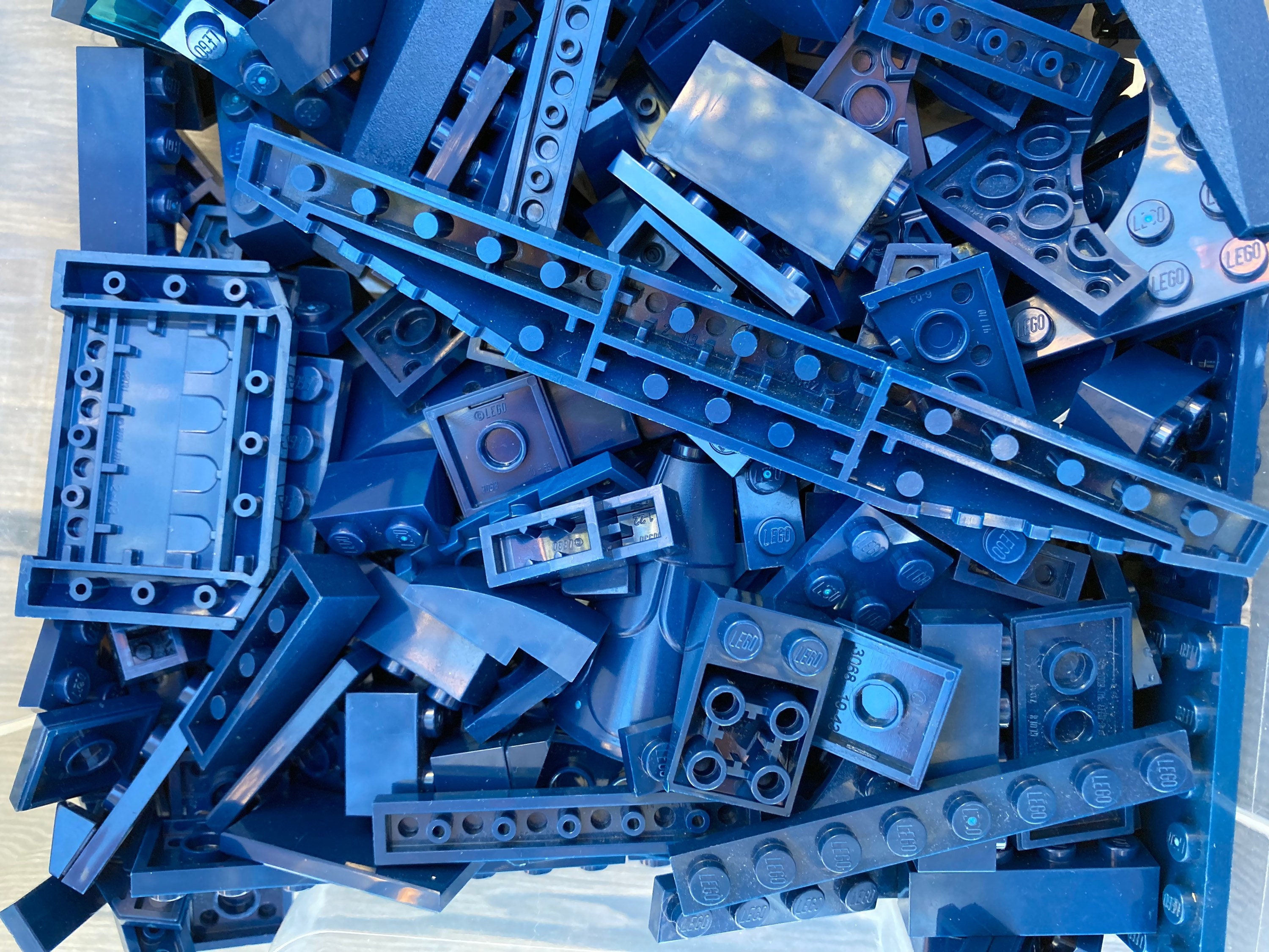 Dark blue lego bricks sales