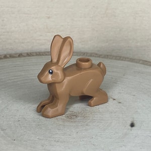 Medium Nougat Bunny/Hare with cute long ears - Genuine LEGO® Animal
