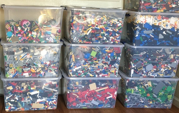 Dark Pink LEGO® Bulk Lot of Blocks Parts & Pieces - 100 pieces - Friends  Bulk