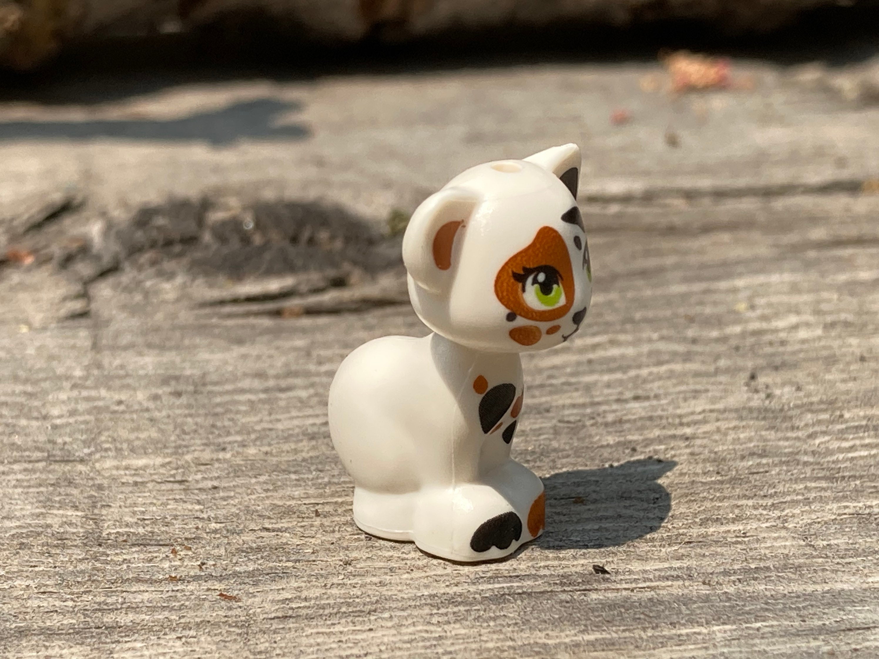 Calico cat lego sale