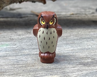 Brown Owl with Yellow Eyes and Tan Chest Feathers (HP Pigwidgeon) - Genuine LEGO® Animal