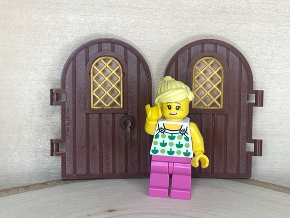 I tried to make an official-looking doors Lego set. What do you