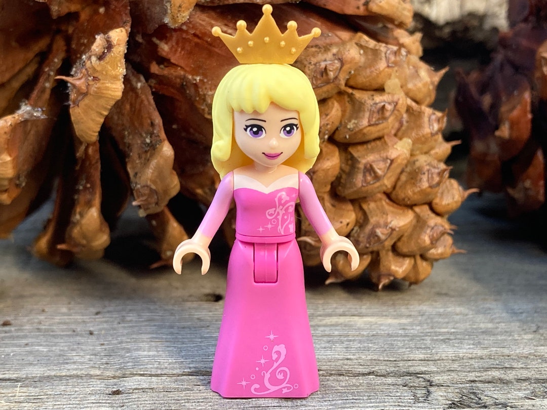 Aurora Wearing a Dark Pink Dress With a Closed Mouth Disney Princess,  Genuine LEGO® Minifigure