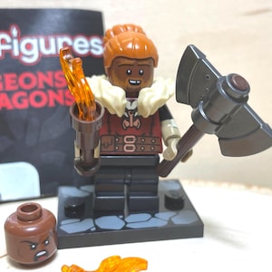 Dwarf Barbarian (Complete Set with Stand and Accessories) – Genuine LEGO® Minifigure