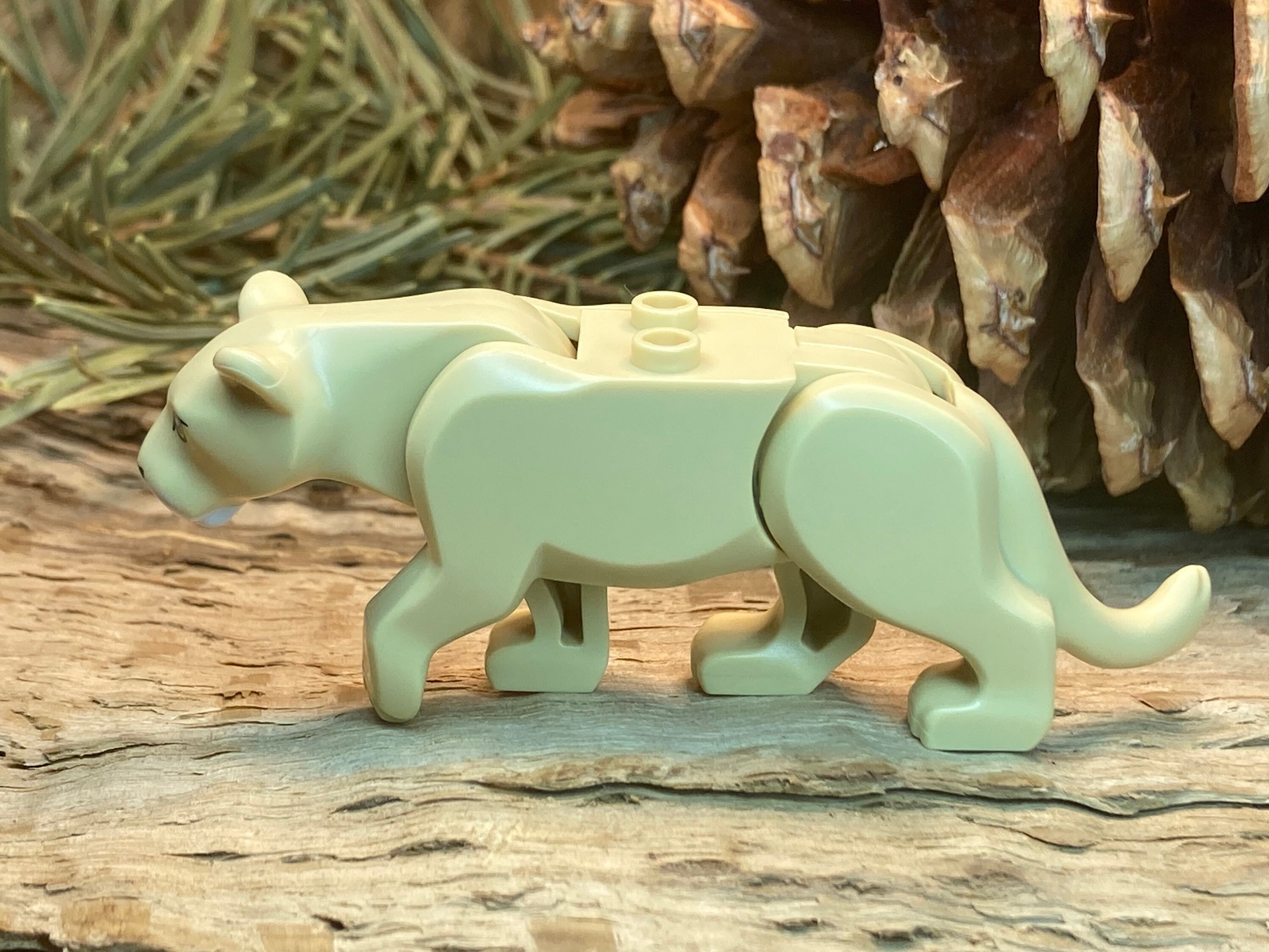 Lego mountain cheap lion