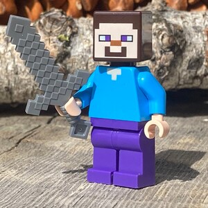 Steve with a Sword - MC, Genuine LEGO® Minifigure