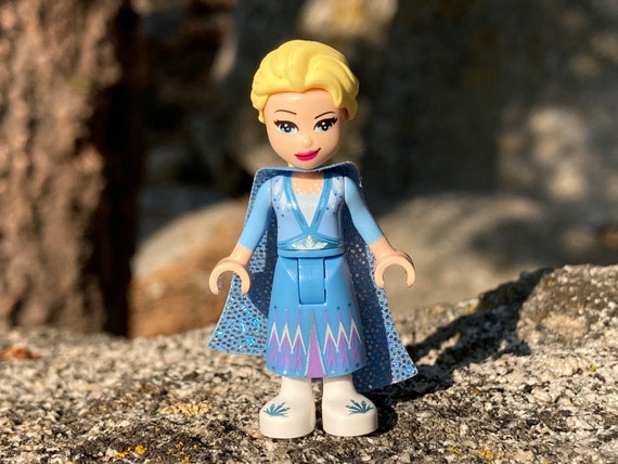 Lego elsa minifigure hotsell
