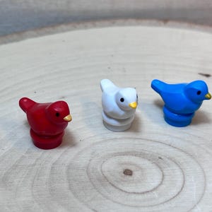 2-Pack Small Bird with Black Eyes and Bright Light Orange Beak - Genuine LEGO® Animal