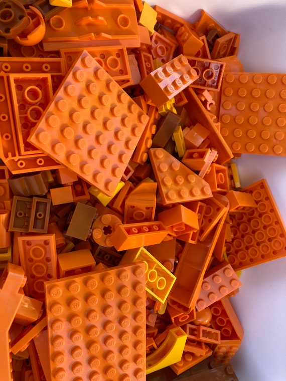 Lot de pièces et pièces de blocs en vrac orange, 1/2 livre LEGO®  authentique -  France