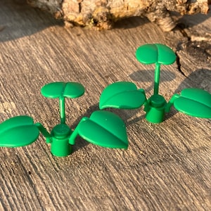 Plant Flower Stem 1 x 1 x 2/3 with 3 Large Leaves - lot of 2 - Genuine LEGO® Landscape Piece
