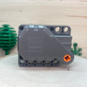 Pullback Motor 6 x 5 x 3 - Genuine LEGO® Vehicle Parts
