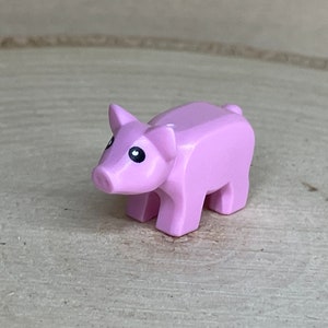 Baby Piglet with Black Eyes and White Pupils - Genuine LEGO® Animal