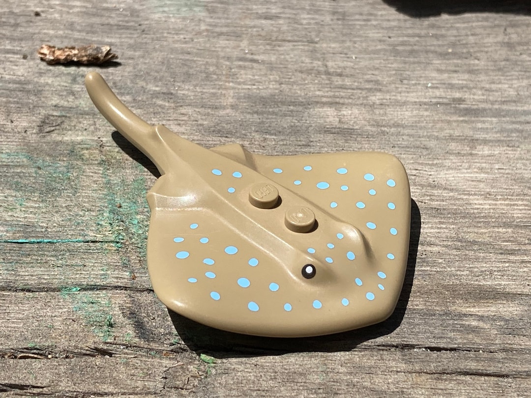 Lego manta ray hotsell
