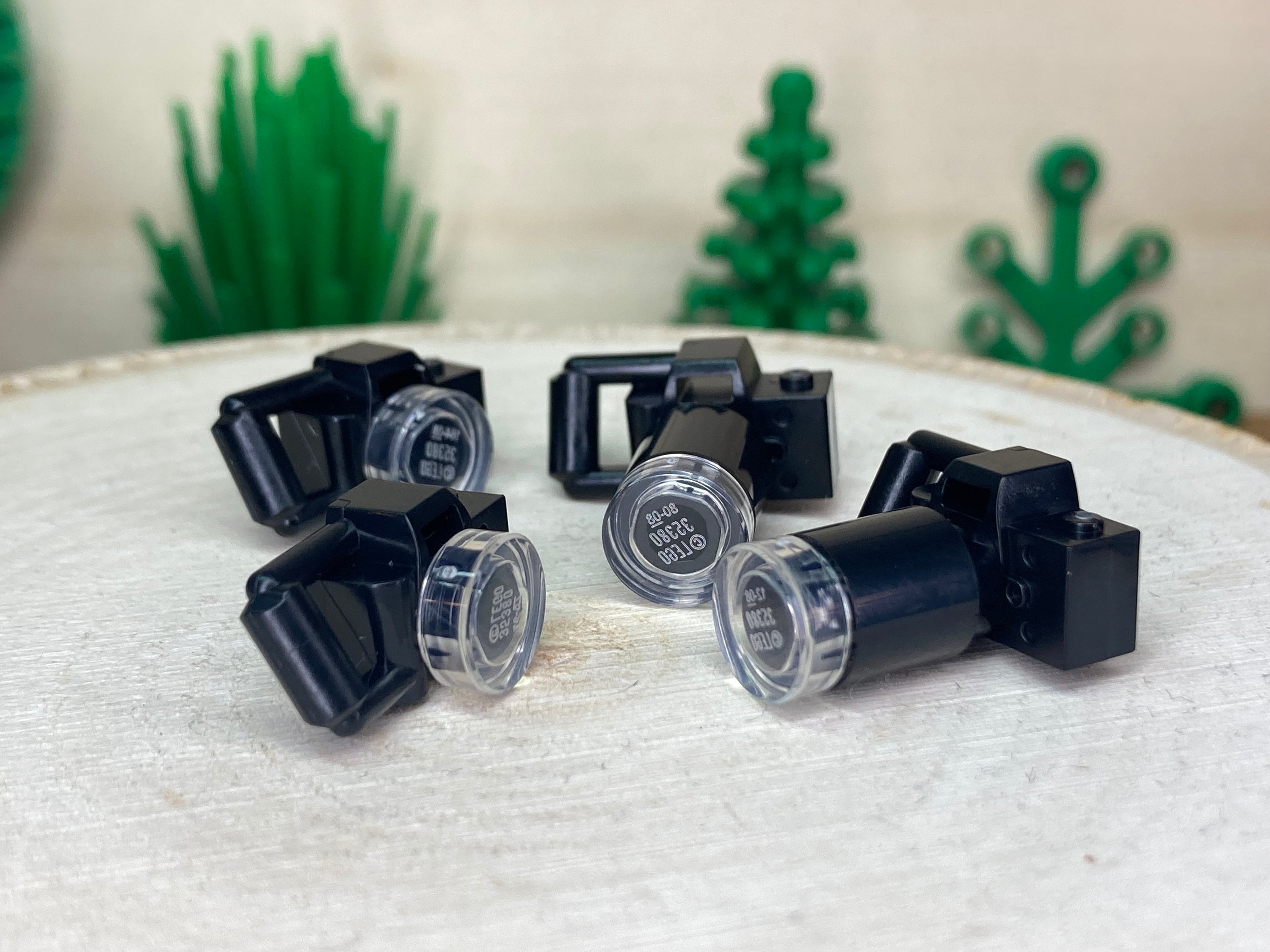 Group of Black Cameras, 2 With Telephoto Lenses 4 Pack - Genuine